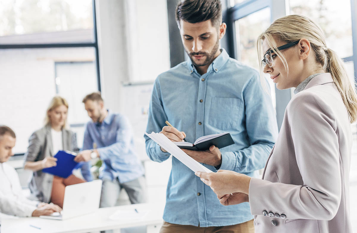 Loopbaanmogelijkheden met CareerSolution's uitgebreide selectie loopbaantesten. Bespreek de resultaten samen met uw coach voor een beter inzicht in uw loopbaantraject. Outplacement Den Haag